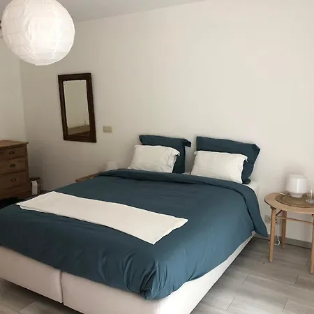 Les Ecuries Homestay