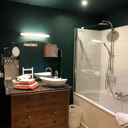 Homestay Les Ecuries Spa