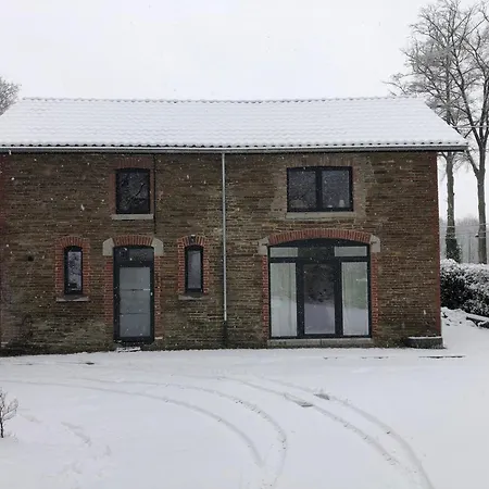 Homestay Les Ecuries Spa