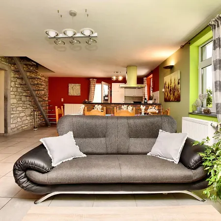 Les Ecuries Feriehus Surice